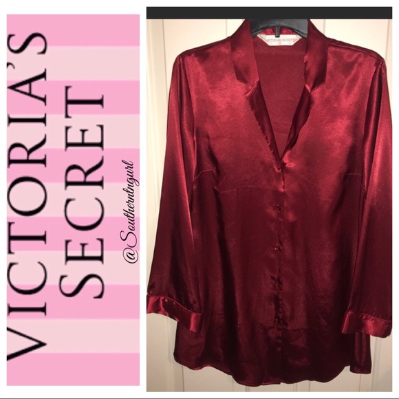 Victoria's Secret Other - S A L E   VICTORIA’S SECRET Sleep Shirt w/Piping Chemise